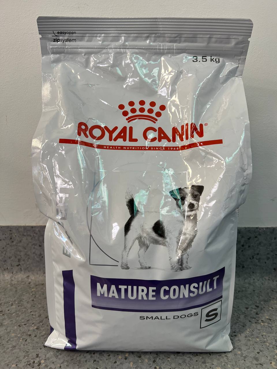 Mature small dog royal canin deals